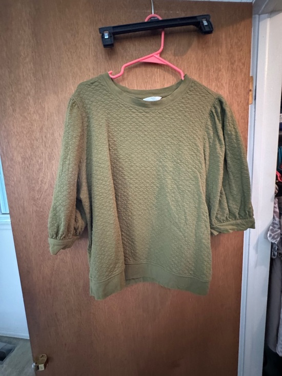Time and Tru Tops - Time and Tru Olive Green Quilted Pullover